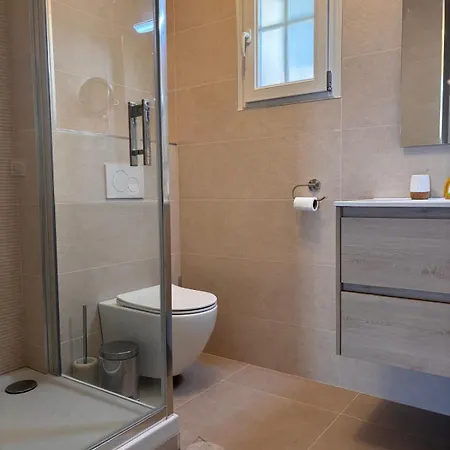 3 ,vue Golfe De Saint-tropez, A Pied, Piscine *