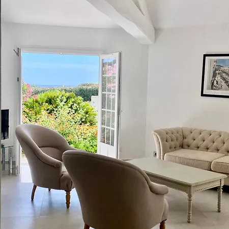 3 ,vue Golfe De Saint-tropez, A Pied, Piscine