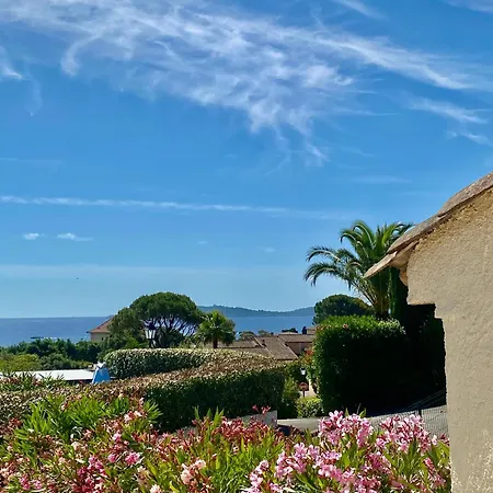 Tatil Evi 3 ,vue Golfe De Saint-tropez, A Pied, Piscine