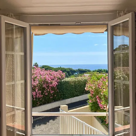 3 ,vue Golfe De Saint-tropez, A Pied, Piscine * Sainte-Maxime